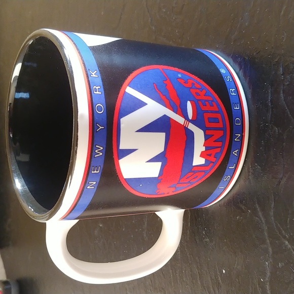 New York Islanders coffee mug - Picture 2 of 3